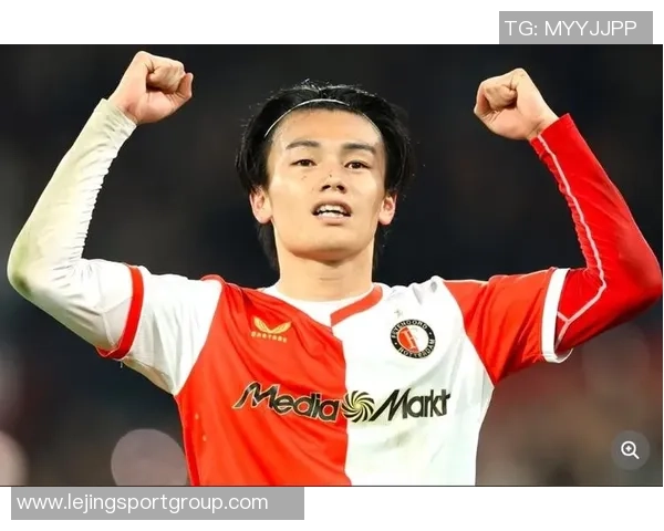 上田绮世状态火热半场梅开二度助力球队领跑荷甲射手榜